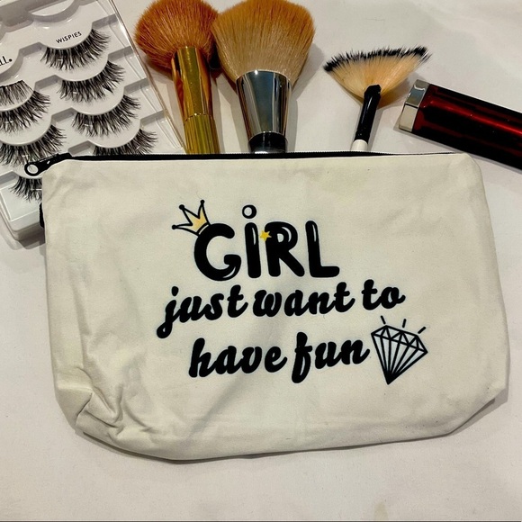White & Black Polyester Cosmetic Bag / Make-Up Case - Picture 1 of 6